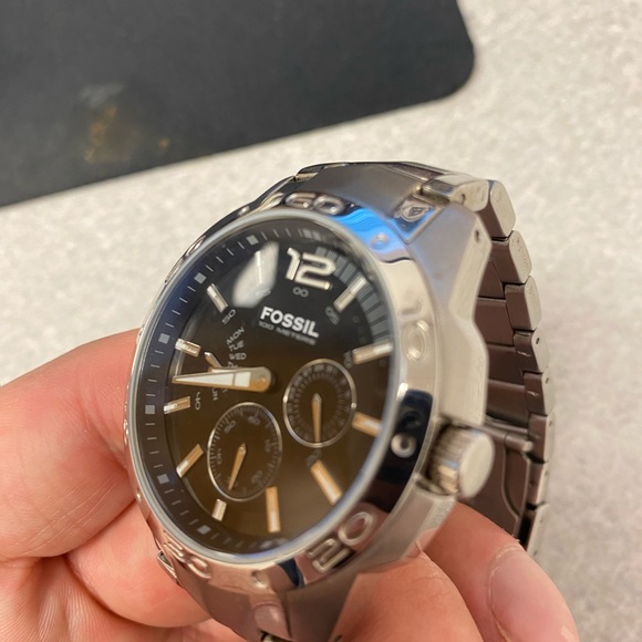 Fossil Blue BQ-9328 Silver WristWatch - Picture 5 of 5